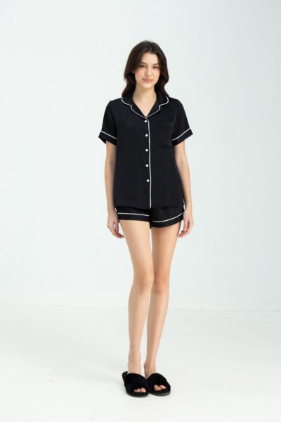 Short silk pyjama set black